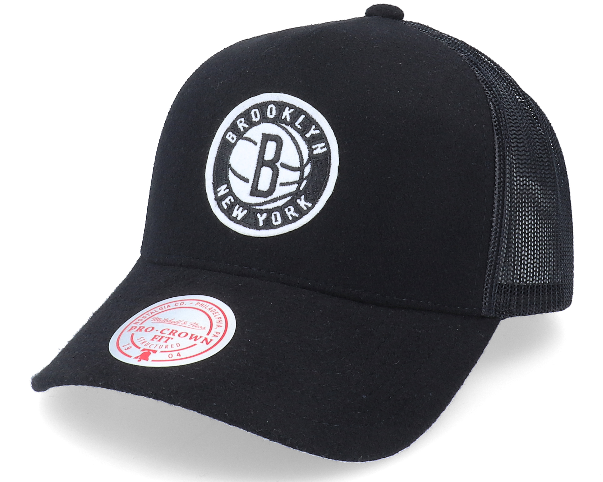Brooklyn Nets Winter Black Trucker Mitchell & Ness cap