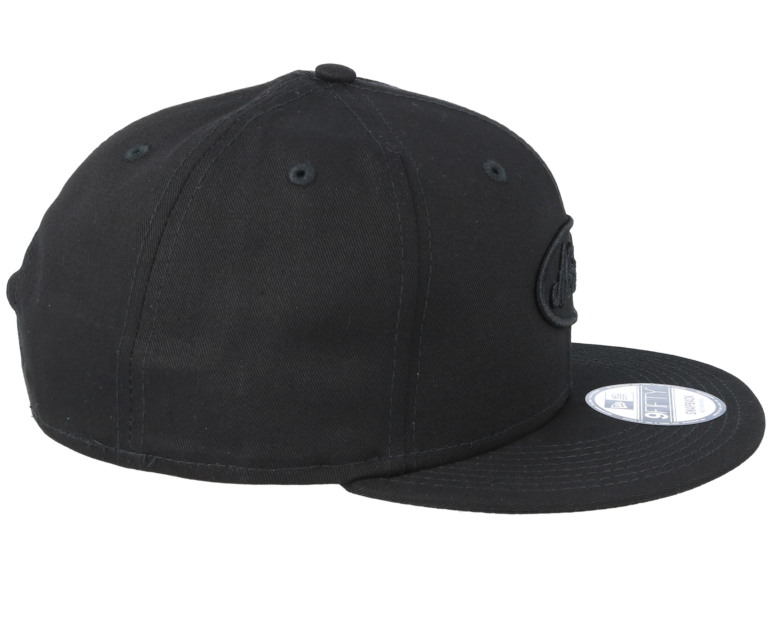 Essential Black/Black Snapback - New Era | Hatstoreworld.com