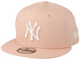 New York Yankees League Essential 9Fifty Peach/White Snapback - New Era