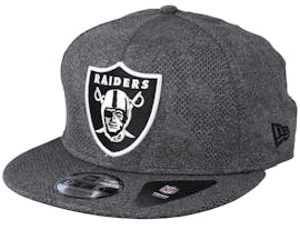 Oakland Raiders 9FIfty Engineered Plus Dark Grey Snapback - New Era