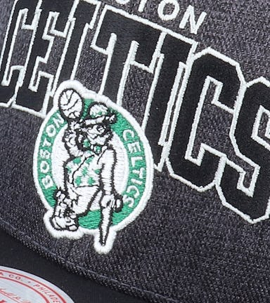 Boston Celtics G2 Winners Grey/Black Snapback - Mitchell & Ness