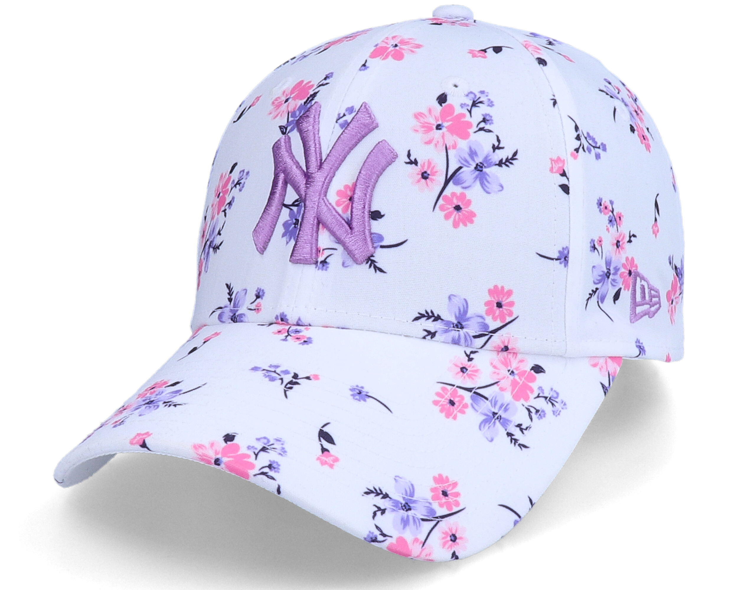 yankee hat with flowers