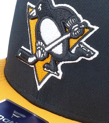 Pittsburgh Penguins Core Black/Yellow Gold Snapback - Fanatics