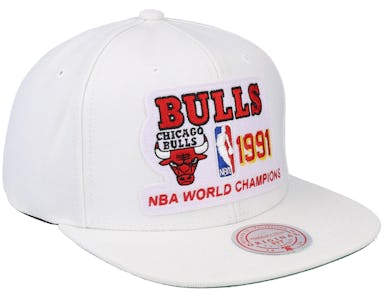 Mitchell & Ness Chicago Bulls 1991 NBA Champs Snapback Hat, White, Size