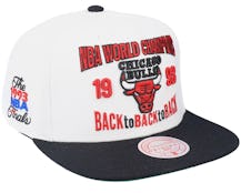 Chicago Bulls Back To 93 White/Black Snapback - Mitchell & Ness