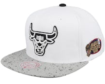 Chicago Bulls Cement Top White/Silver Snapback - Mitchell & Ness