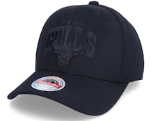 Chicago Bulls Black Out Arch Black Adjustable - Mitchell & Ness