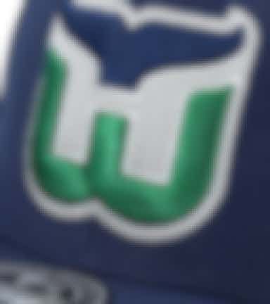 Hartford Whalers Vintage Blue Fitted - Mitchell & Ness