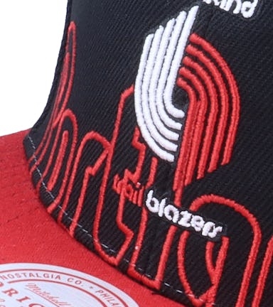 Portland Trail Blazers Portland Trail Blazers Low Big Face Black/red Snapback - Mitchell & Ness