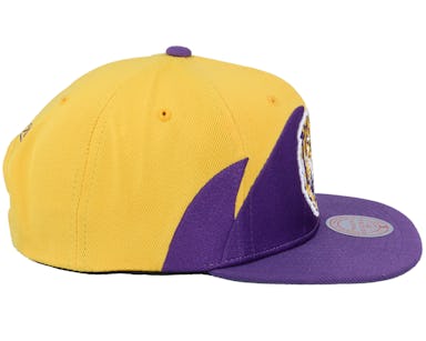 Mitchell and Ness Los Angeles Lakers Sharktooth Snapback Hat Yellow / Purple