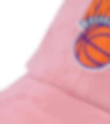 New York Knicks Suede Pink Dad Cap - Mitchell & Ness