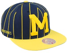 Michigan Wolverines Team Pin Navy/Yellow Snapback - Mitchell & Ness