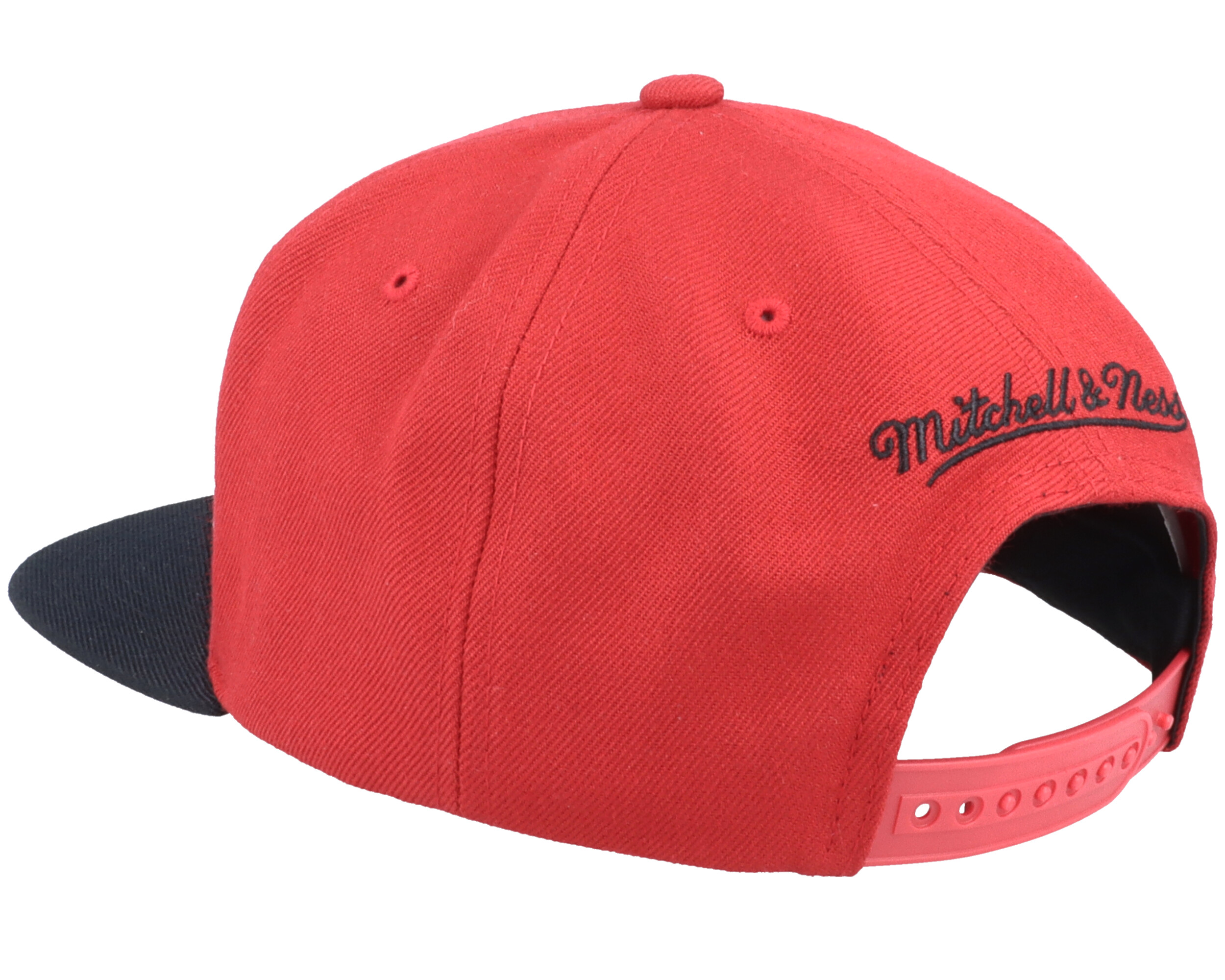 red and black chicago bulls snapback