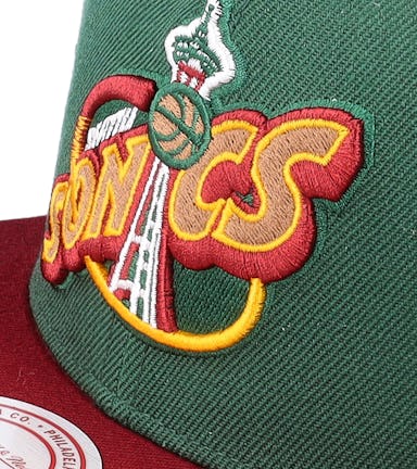 Seattle Supersonics Team 2 Tone Green/Red Snapback - Mitchell & Ness