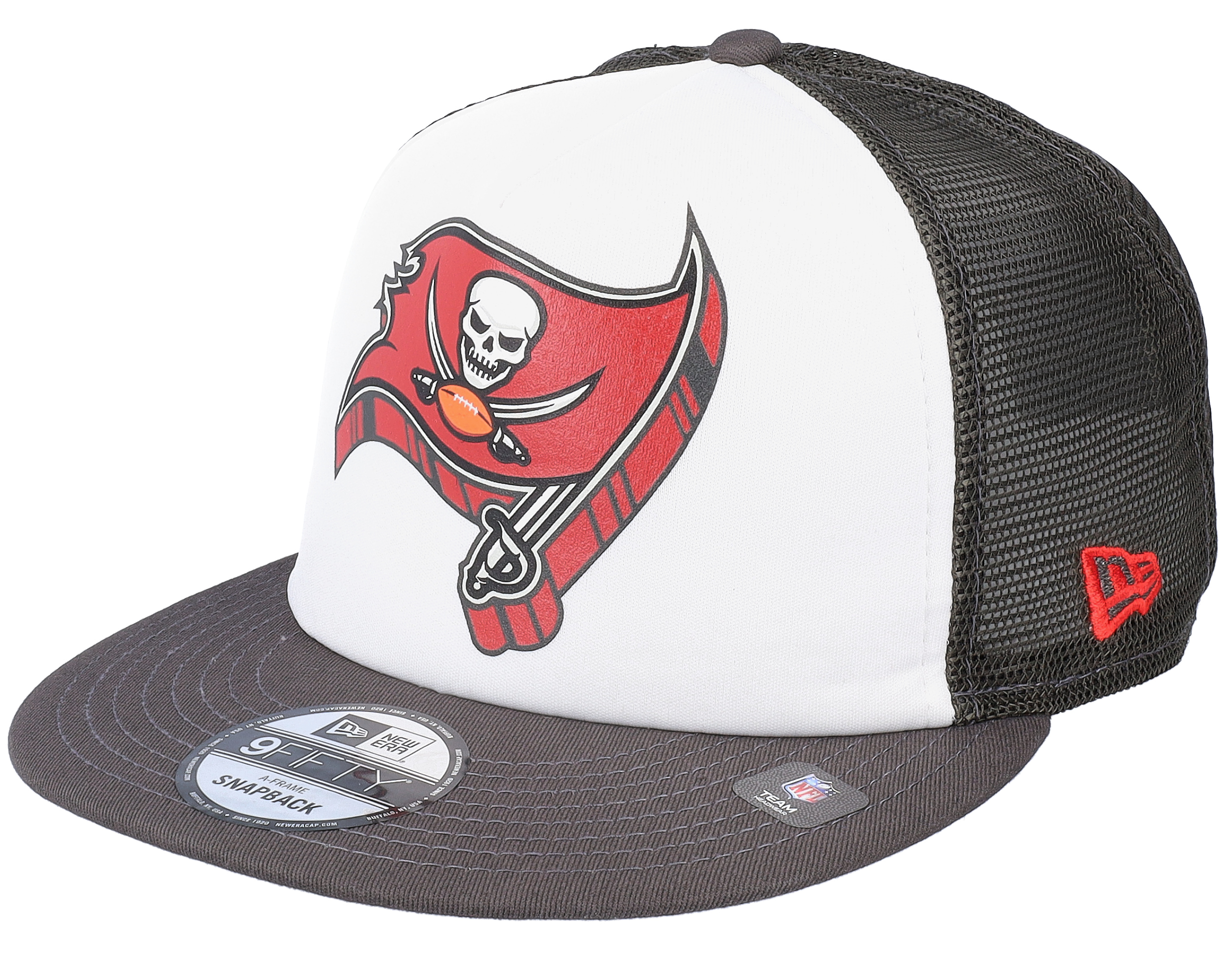 Lids Tampa Bay Buccaneers New Era Logo Dispatch Cuffed Knit Hat with Pom -  Black