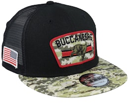 Tampa Bay Buccaneers NFL21 Salute To Service 9FIFTY Black/Camo Trucker - New Era