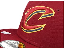 Cleveland Cavaliers NBA 21 Back Half 59FIFTY Burgundy Fitted - New Era