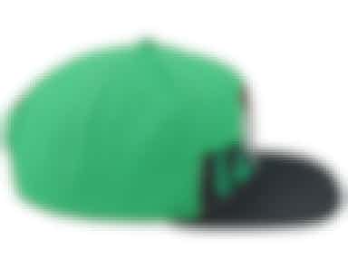 Boston Celtics Half & Half Green/Black Snapback - Mitchell & Ness