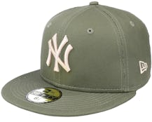 New York Yankees League Essential 59FIFTY Olive/Stone Fitted - New Era