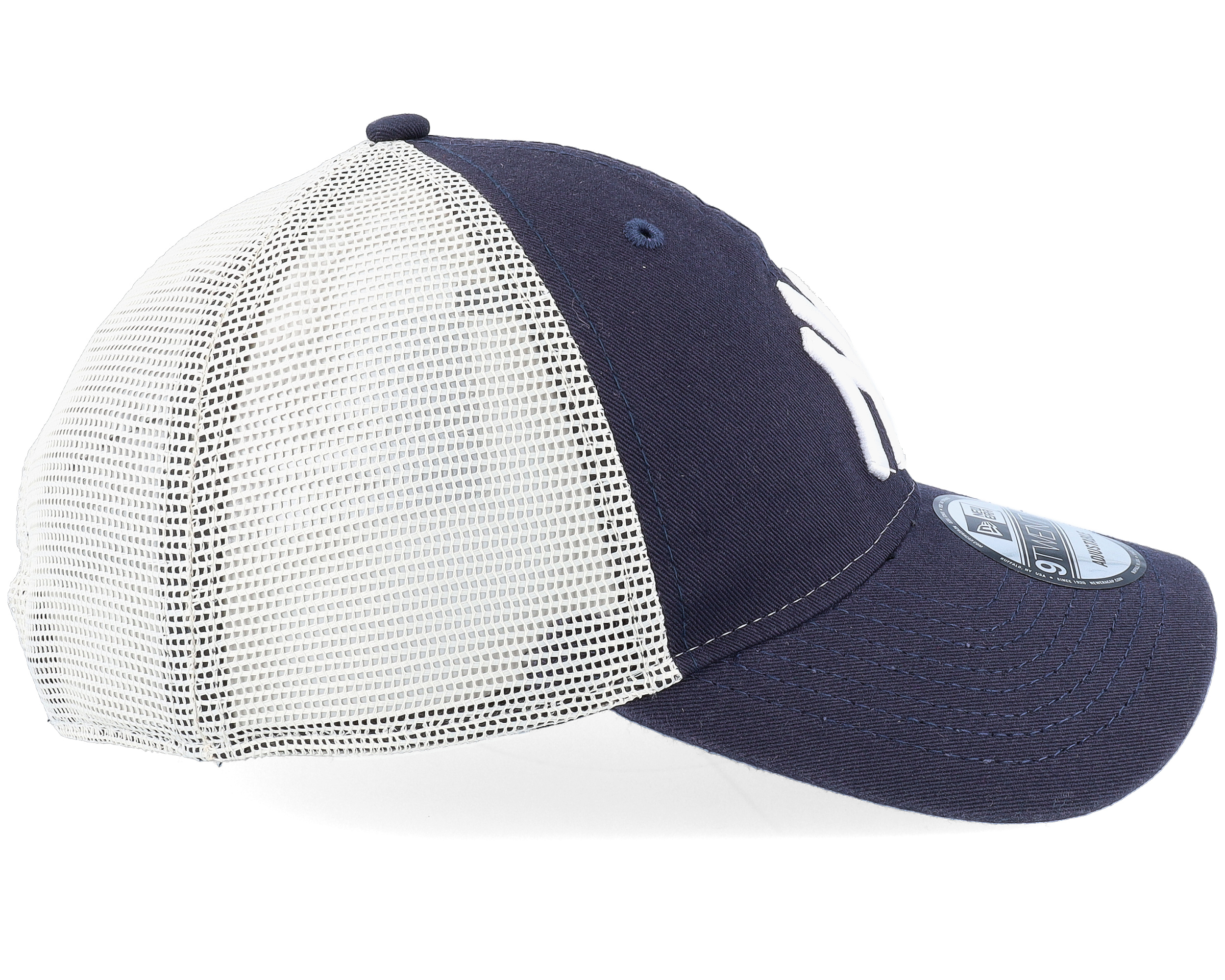 【海外限定】New Era 9TWENTY New York Yankees Navy Trucker Men's New York Yankees New Era Navy Frayed Wordmark Trucker