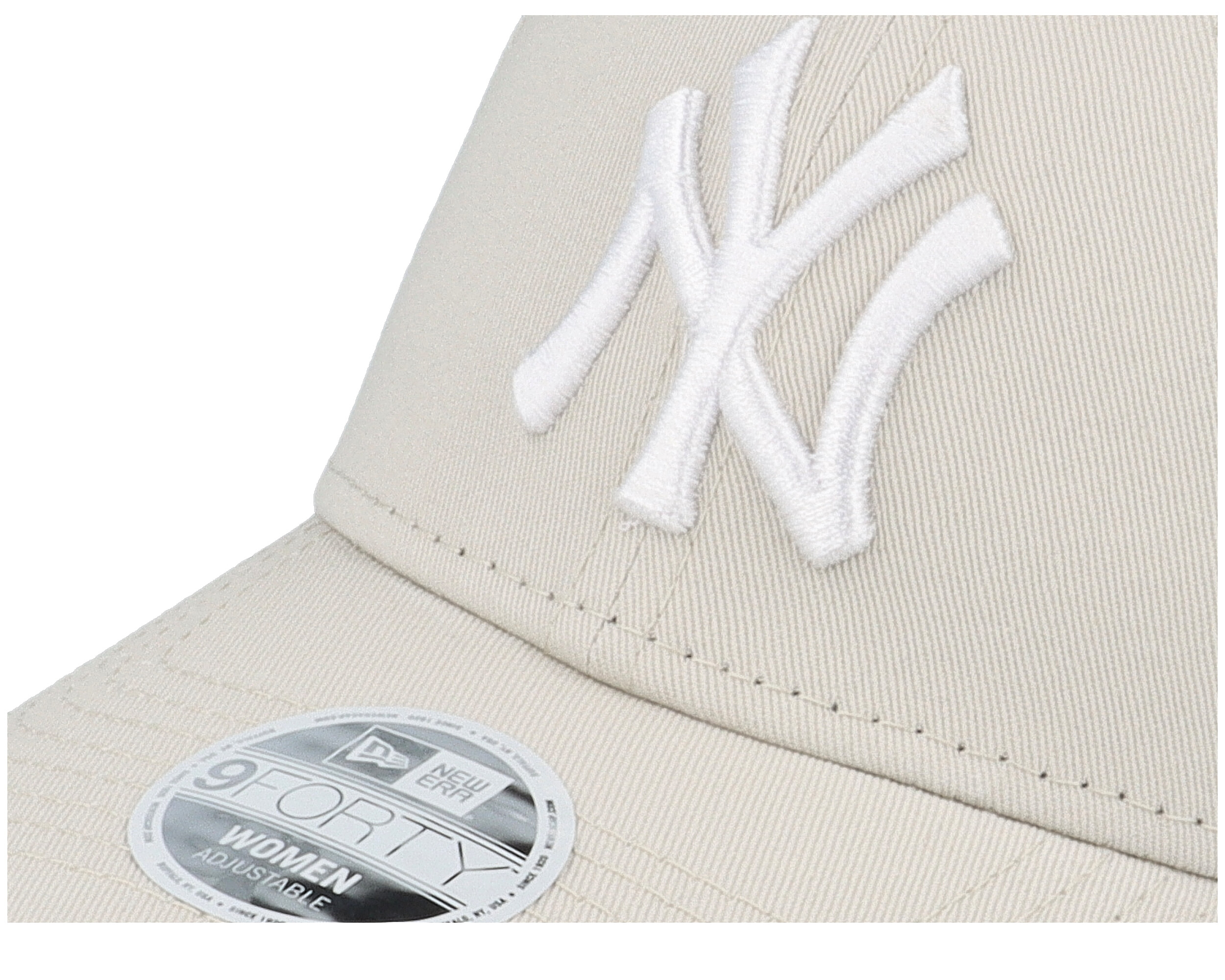 New York Yankees Womens League Essential 9FORTY Stone/White Adjustable