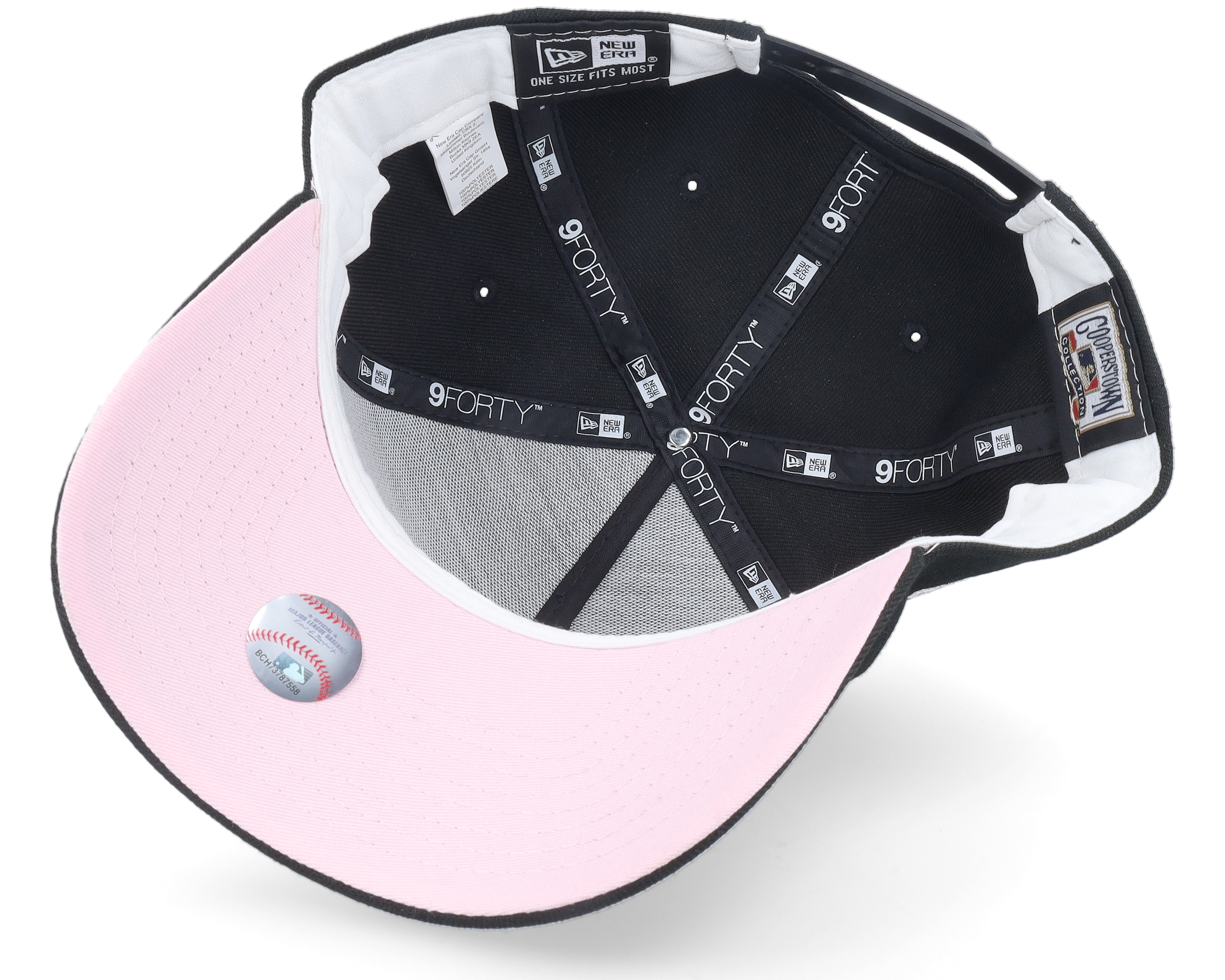 Hatstore Exclusive x New York Yankees Black/Pink 9FORTY