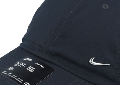 Club Cap Metal Swoosh Black/Metallic Silver Dad Cap