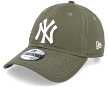 New York Yankees League Essential 9TWENTY Olive/White Dad Cap - New Era
