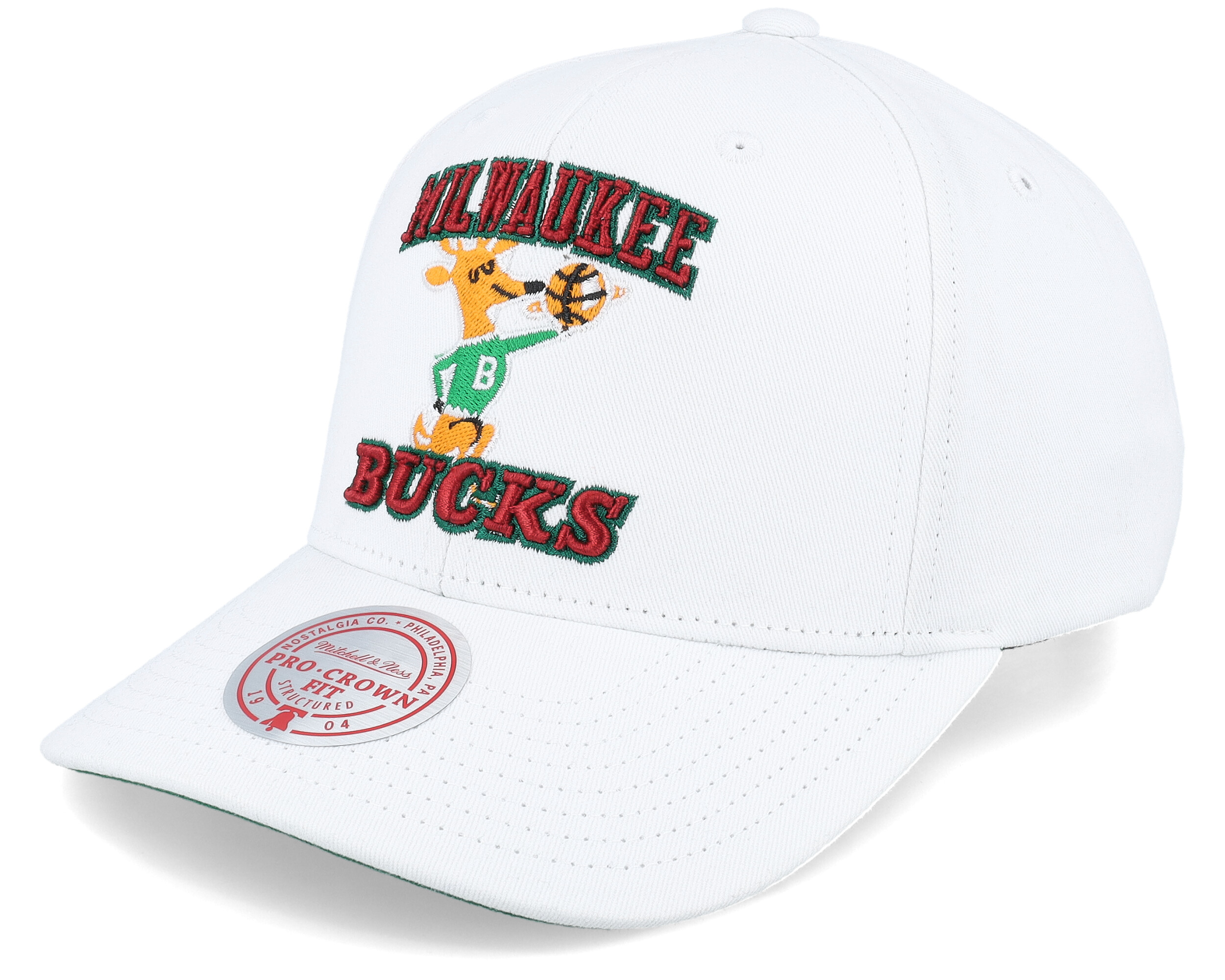 white milwaukee bucks hat