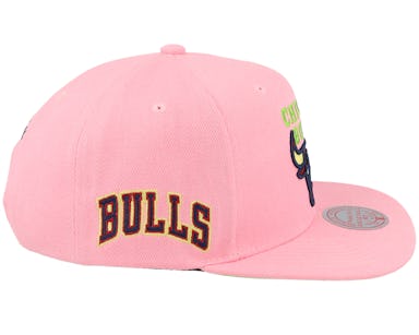 Chicago Bulls So Fresh Pink Snapback - Mitchell & Ness