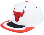 Chicago Bulls Day 4 Suede White/Red Snapback