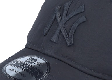 New York Yankees Multi Texture 9TWENTY Neyyan Black/Black Dad Cap