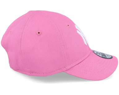 Yankees Infant Pink Adjustable Cap