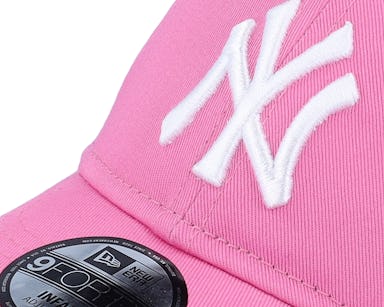 Yankees Infant Pink Adjustable Cap