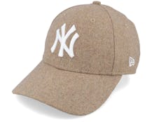 New York Yankees Womens Wool 9FORTY Camel/White Adjustable - New Era
