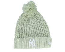 New York Yankees Cosy Pom Beanie Pastel Green - New Era