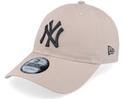 New York Yankees League Essential 9TWENTY Camel/Black Dad Cap