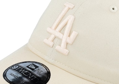 Los Angeles Dodgers League Essential 9TWENTY Natural Dad Cap