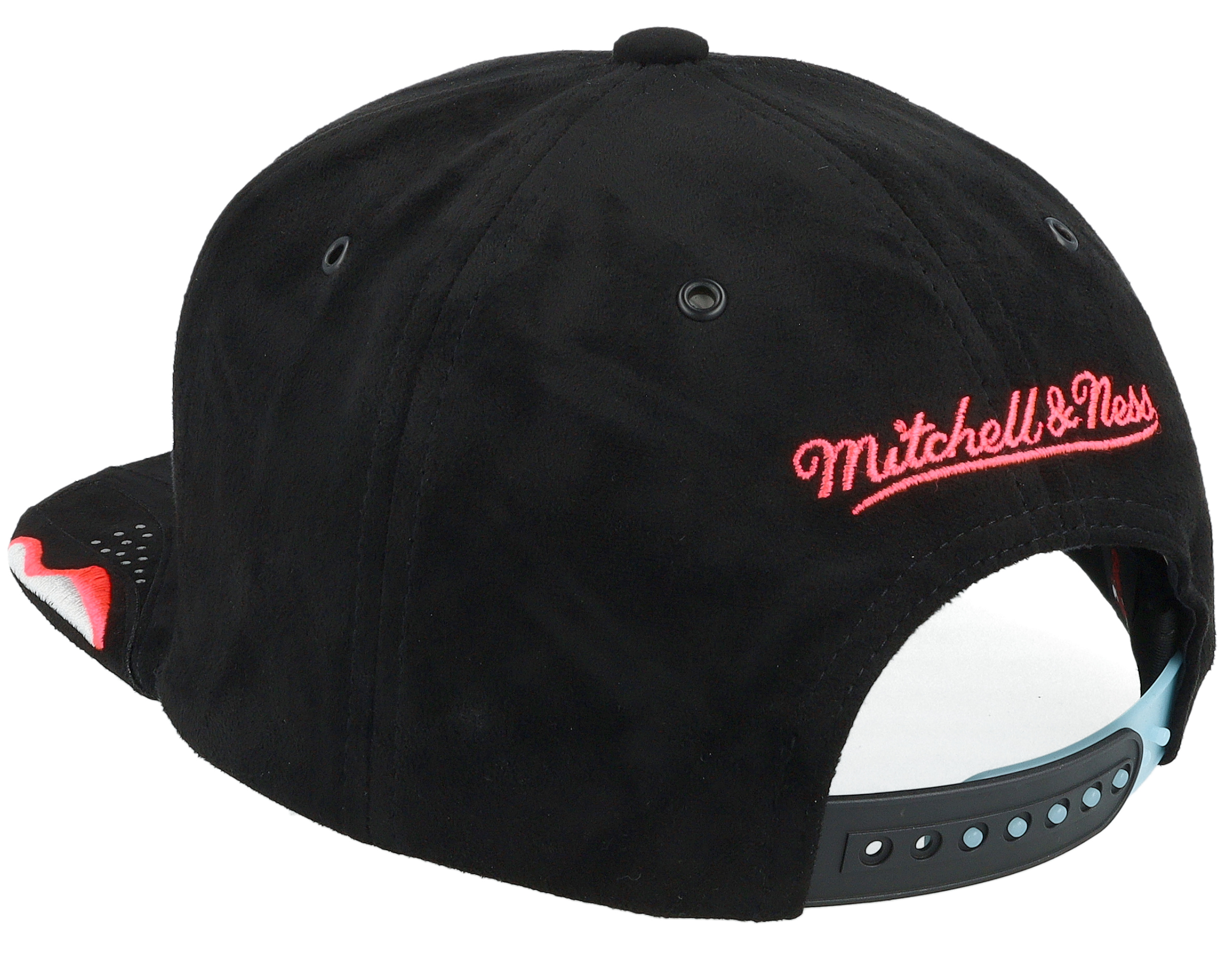 Chicago Bulls Day 6 Bulls Black Snapback | Hatstore.com