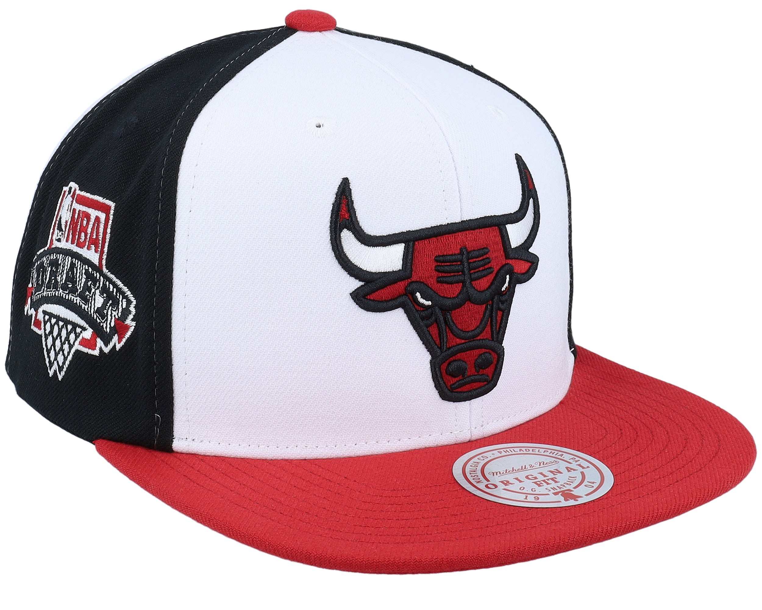Chicago Bulls Core I White/Black/Red Snapback