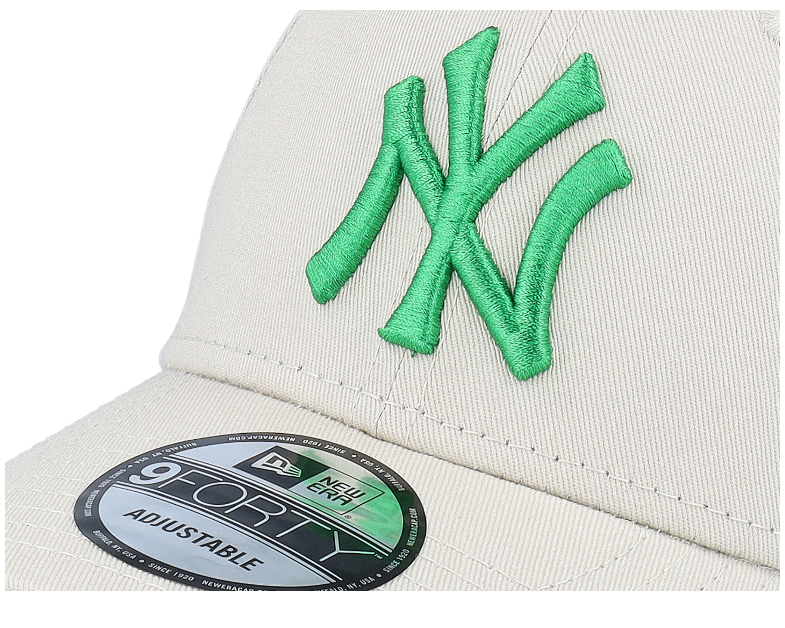 New York Yankees League Essential 9FORTY Stone/Green Adjustable