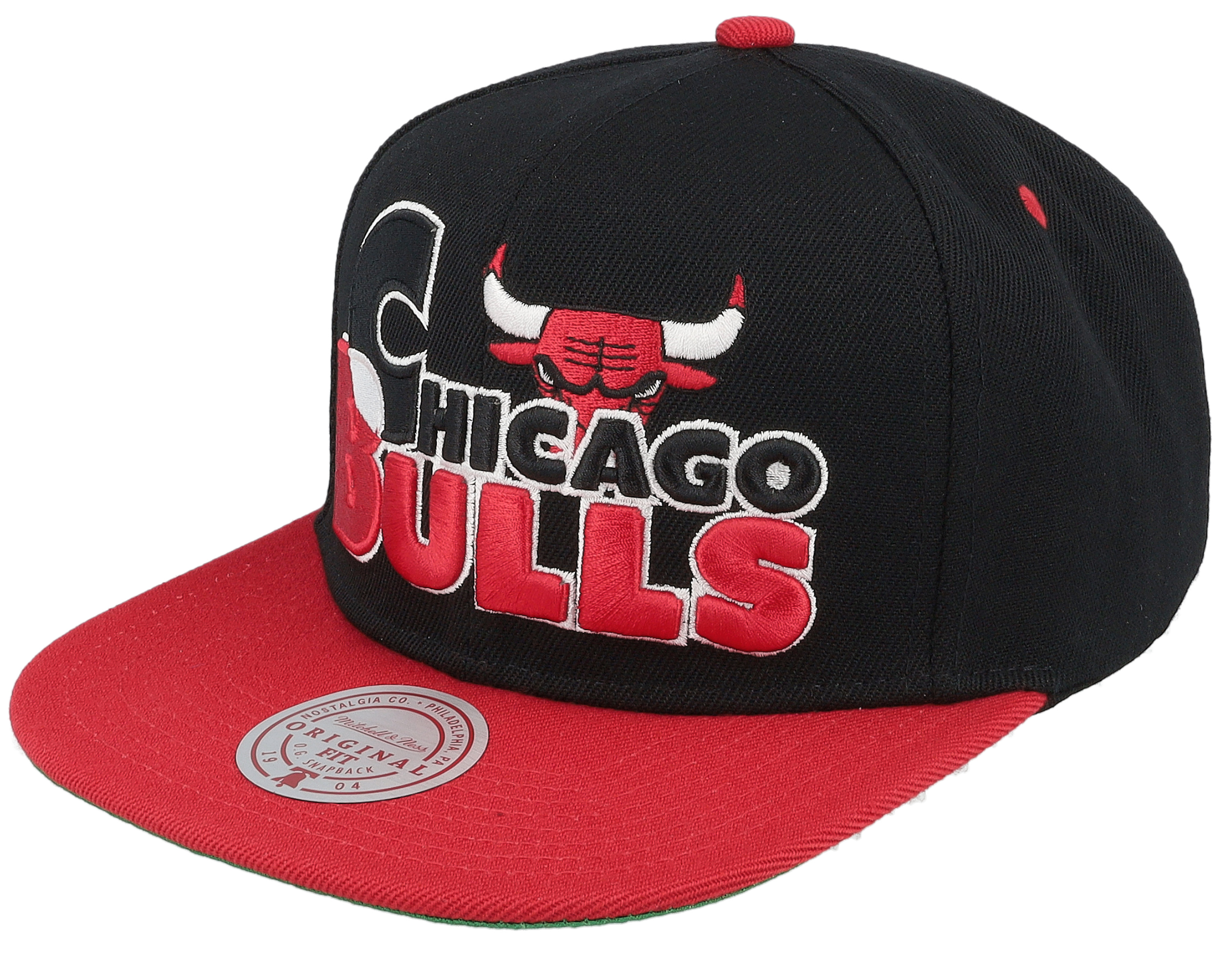 Chicago Bulls Text Stack Black/Red Snapback | Hatstore.com