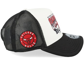 Chicago Bulls NBA Team Colour White/Black A-frame Trucker New