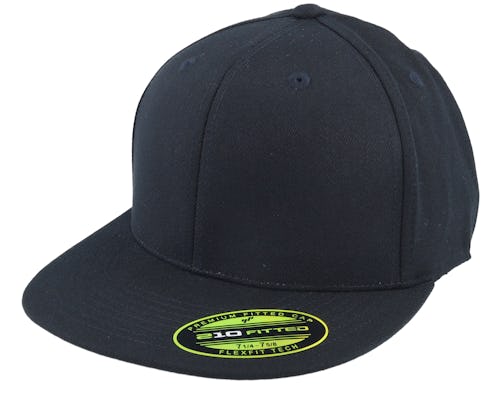 Black 210 Premium Fitted Flexfit cap -