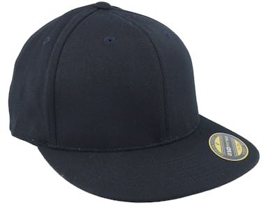 Premium 210 Black Fitted - Flexfit cap