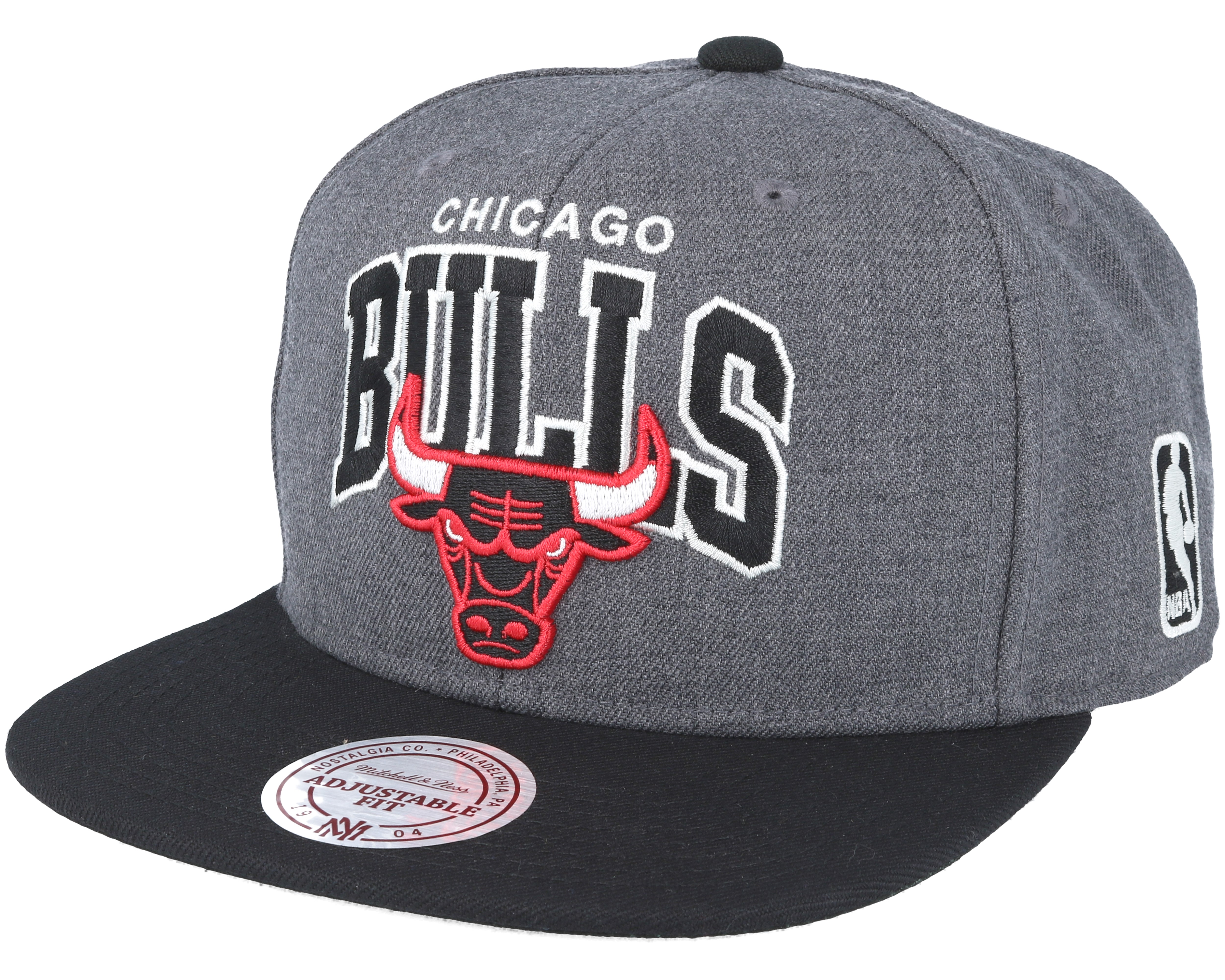 Бейсболка chicago bulls. Mitchell Ness бейсболки. Бейсболка Chicago II. Снэпбэк Чикаго. Chicago Cubs кепка.