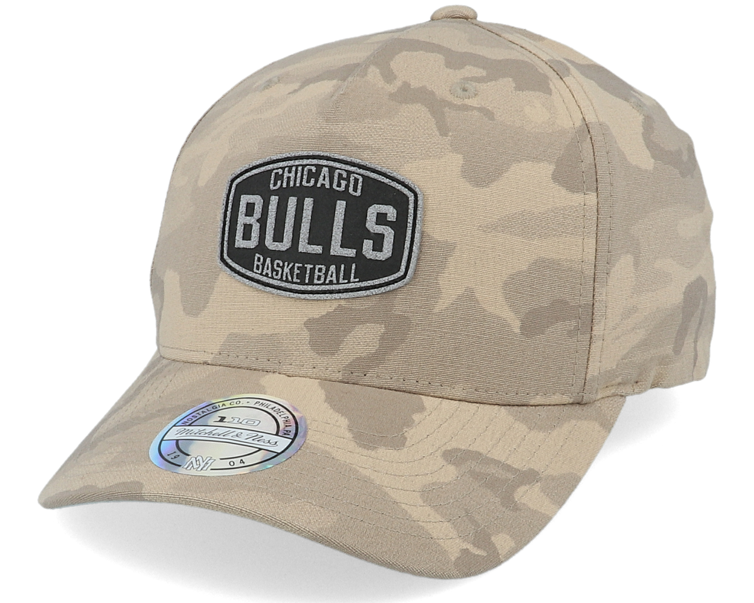 Chicago Bulls Camo Khaki 110 Adjustable Mitchell & Ness Kšiltovka