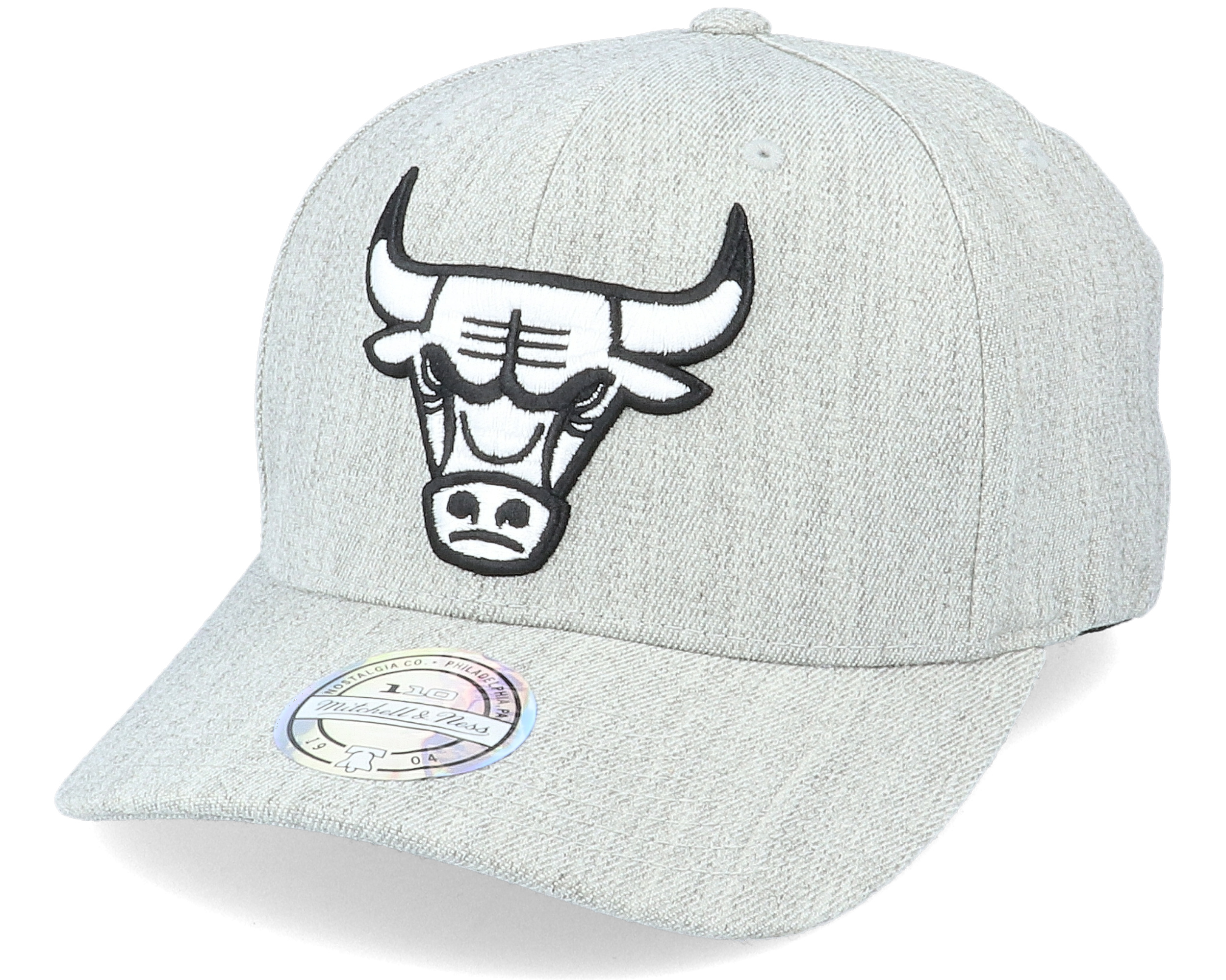 Chicago Bulls Black/White Logo Heather Grey 110 Adjustable - Mitchell ...