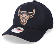 Hatstore Exclusive x Chicago Bulls Leather Logo Black Adjustable - Mitchell & Ness