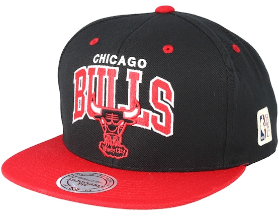 Chicago Bulls Team Arch Black/Red Snapback - Mitchell & Ness caps ...